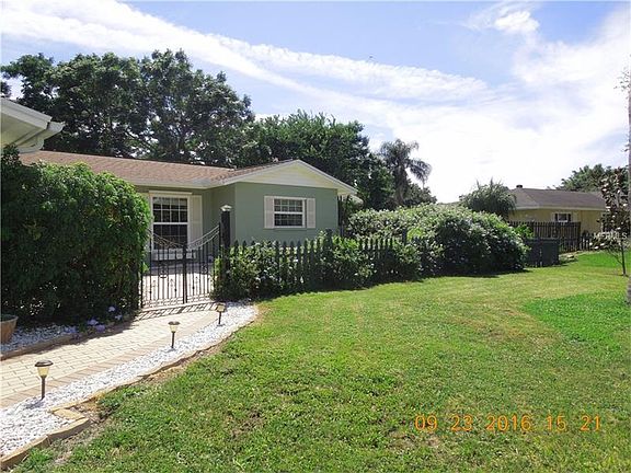 2nd image of 3574 Beneva Ln