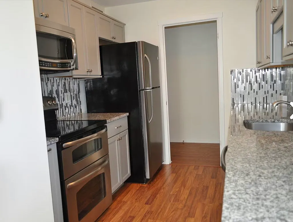54 Great Meadow Ln — Photo 4