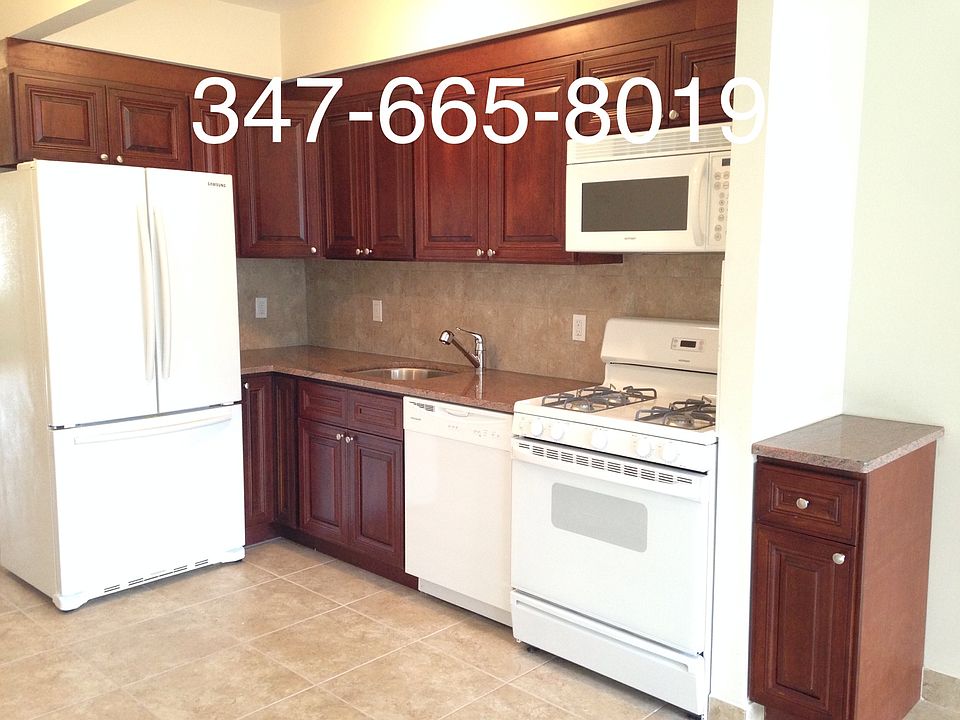 1st image of 3152 38th St