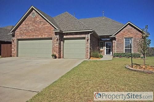 1st image of 1833 Woody Ln
