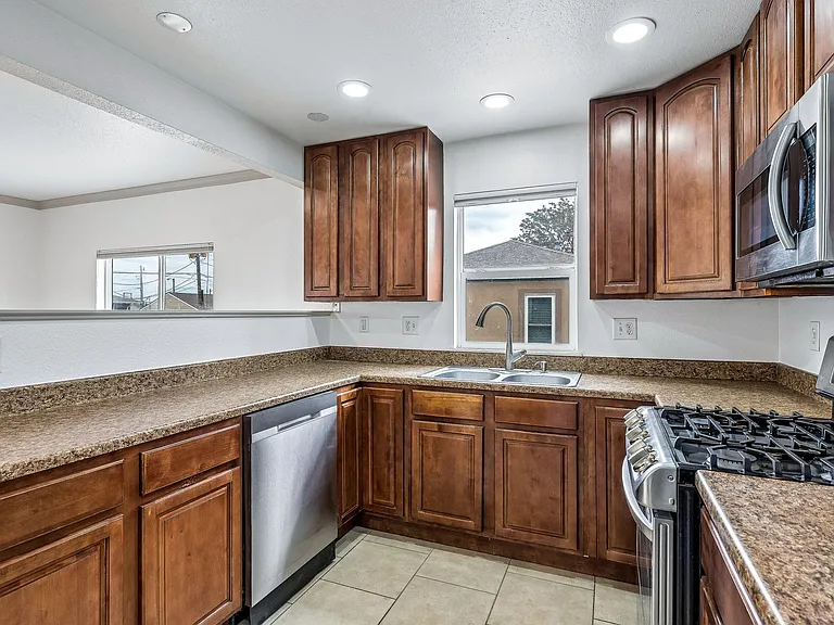 1740 W 52nd Ave — Photo 10