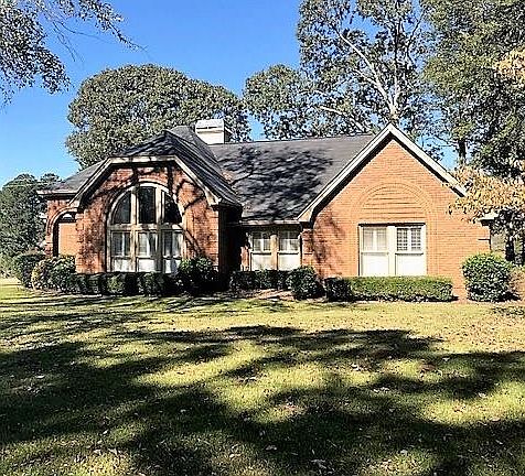 3rd image of 3213 Lindas Cir SE
