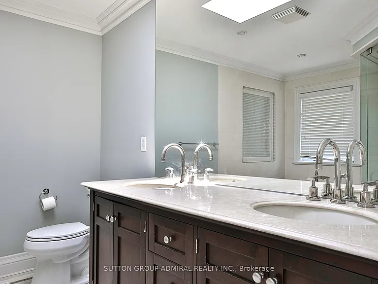 21 Dunblaine Ave — Photo 18