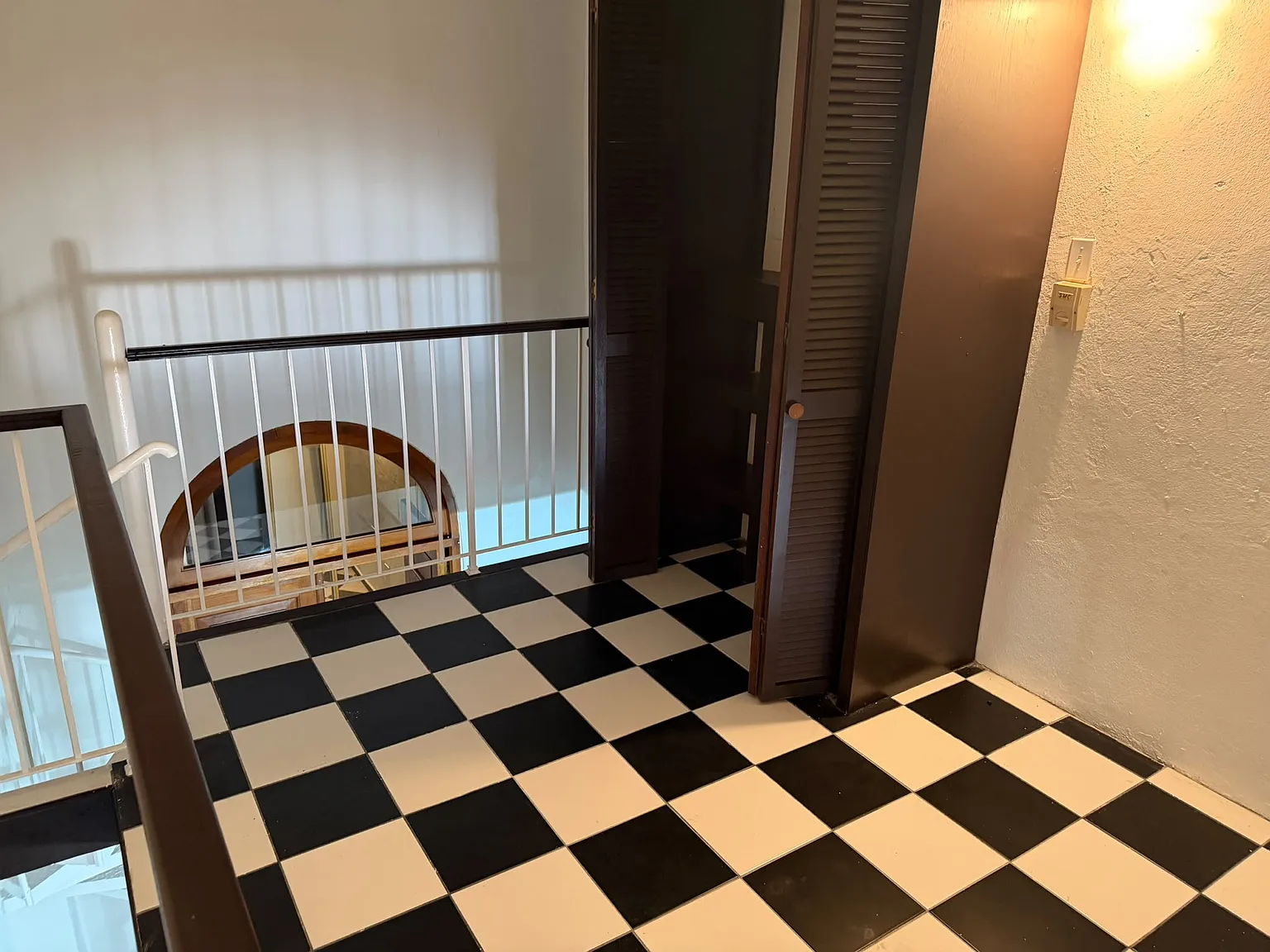 1 bed, $2,100 — Photo 2