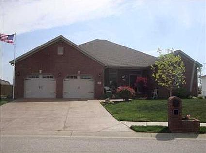 1st image of 12411 Canyon Rock Dr