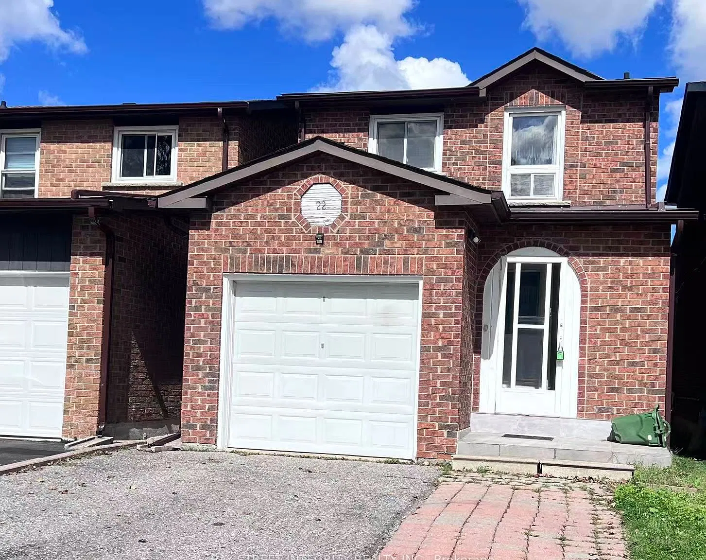 5 bed, $3,150 — Photo 1