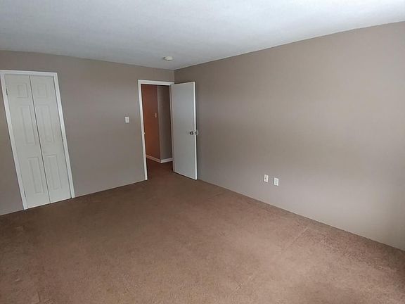 5th image of 2 Silvestri Cir Unit 21