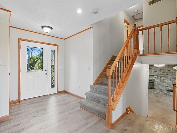 3rd image of 321 Rankin Dr
