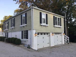 5301 Pierce Ln, Godfrey, IL 62035