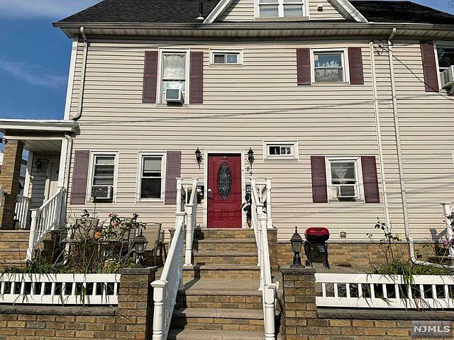 1st image of 85 Joralemon St Unit 2