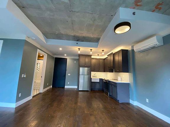 2nd image of 187 Kent Ave #520B