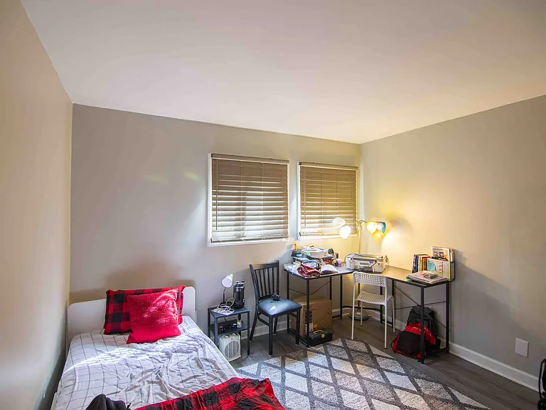 7908 Horse Chestnut Ln #7908 — Photo 39