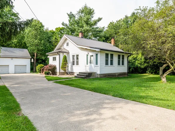 6772 Paw Paw Ave, Coloma, MI 49038