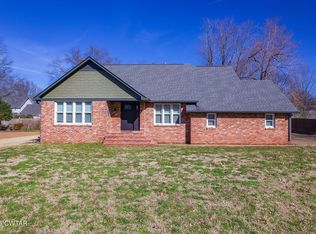 96 Willowridge Cir, Jackson, TN 38305