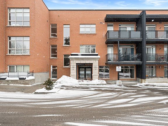 3rd image of 3684 Fallowfield Rd #204