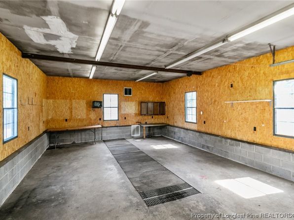 5027 Lake Willett Rd, Sanford, NC 27332
