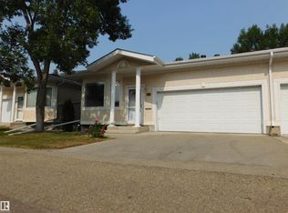 103 Falconer Ct NW, Edmonton, AB T6R2V8