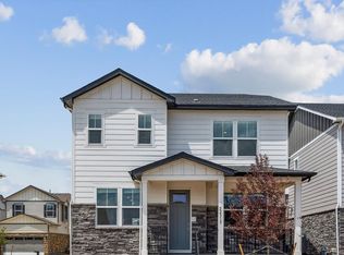 680 N Shawnee St, Aurora, CO 80018