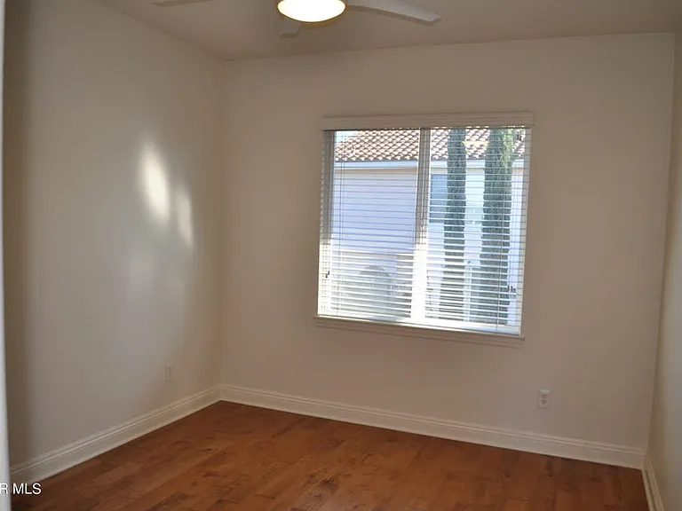 1596 Blue Canyon St — Photo 9