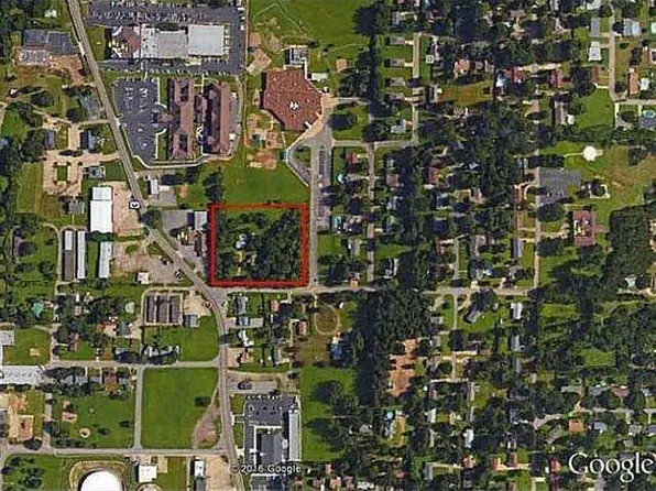 601 Parkview St, Van Buren, AR 72956