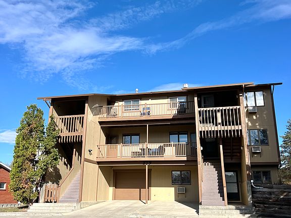 2nd image of 219 14th Ave S Unit 5