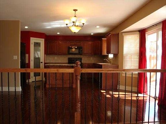 3rd image of 5200 Fossilridge Ct