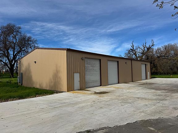 5th image of 3488 River Road