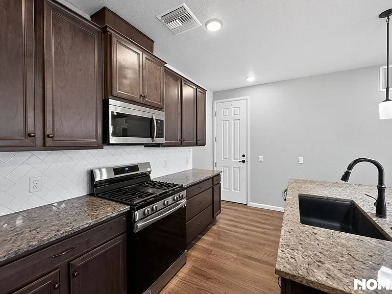 6153 N Ceylon St #8203 — Photo 17