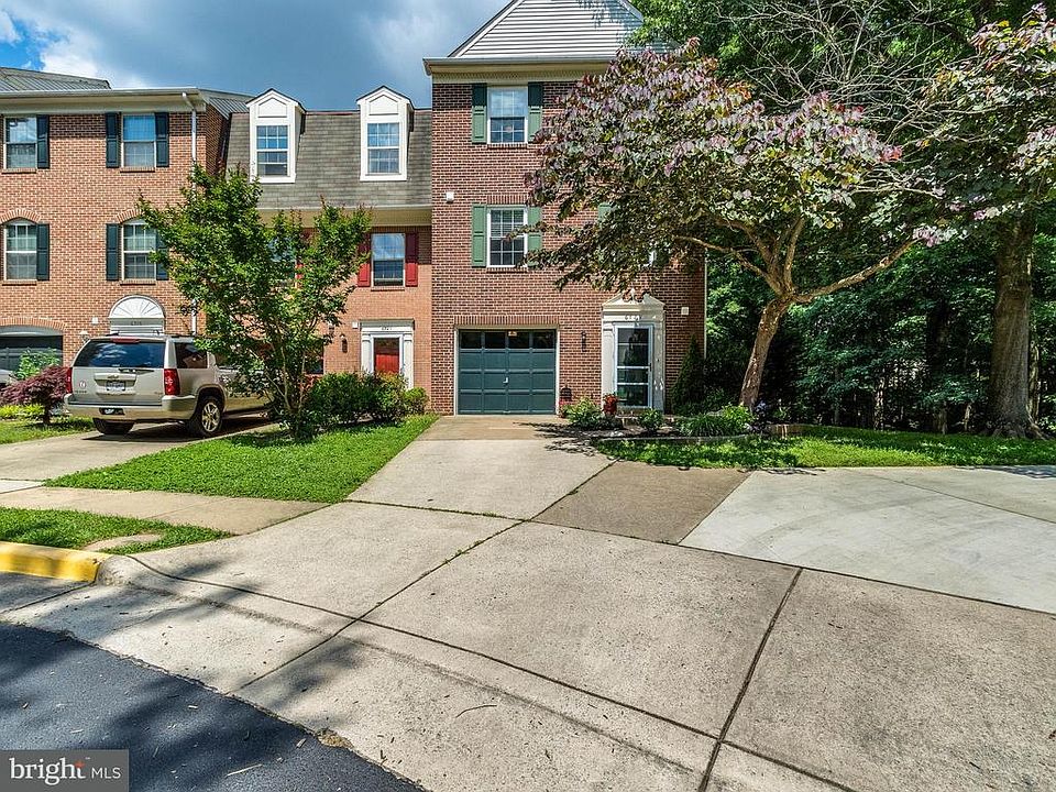 1st image of 6723 Sunset Woods Ct