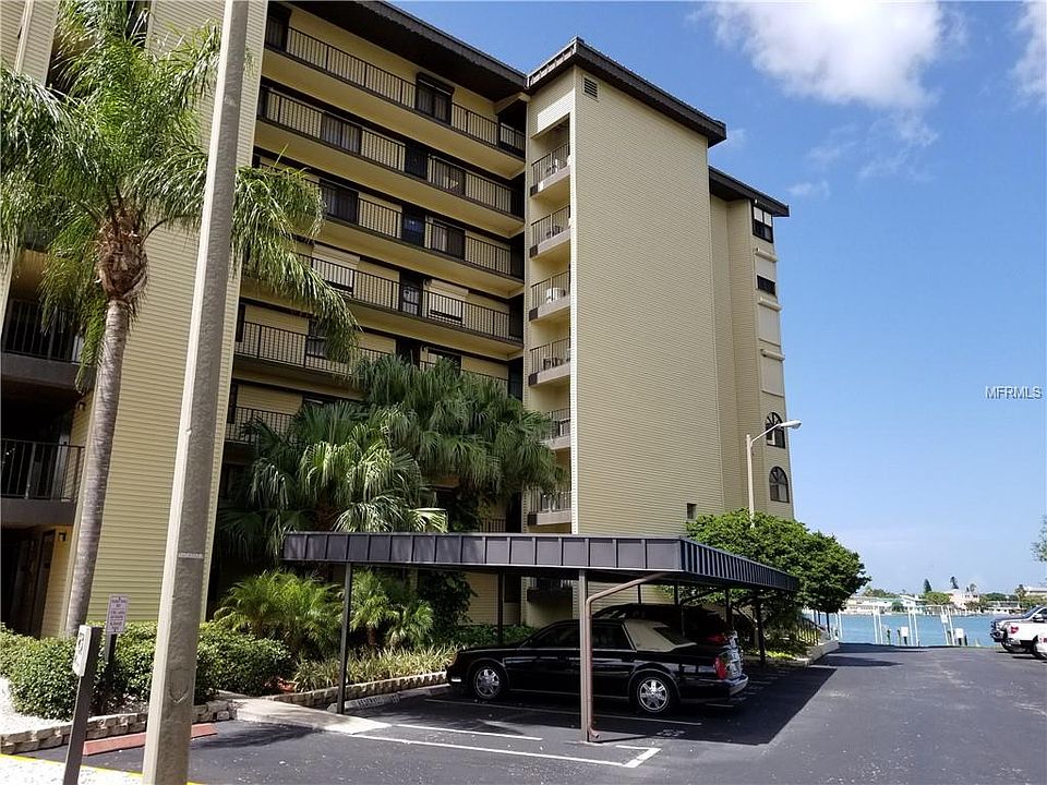 1st image of 650 Island Way APT 304