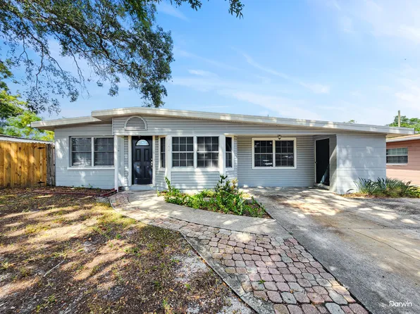 1354 Tuscola St, Clearwater, FL 33756