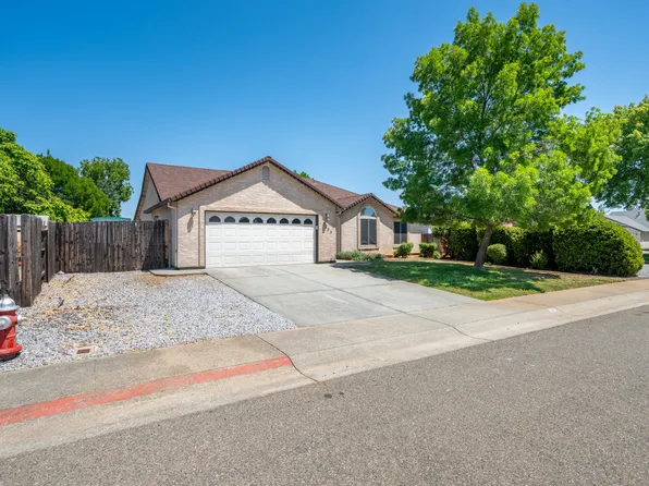 3255 Wandsworth Dr, Shasta Lake, CA 96019