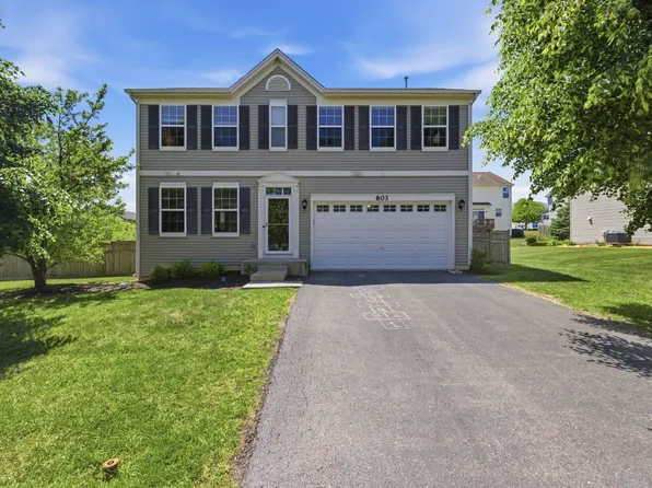 803 W Courtland St, Mundelein, IL 60060