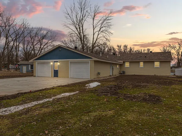 918 Marian St, Waterville, MN 56096