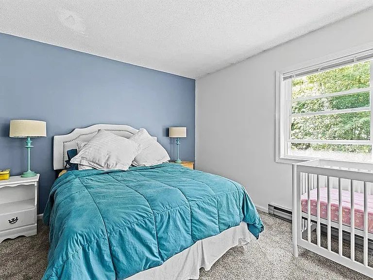 37 Densmore Dr — Photo 32