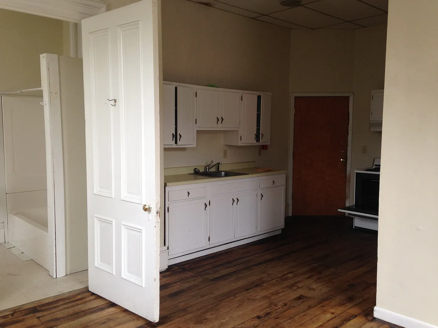 63 Main Street — Photo 4