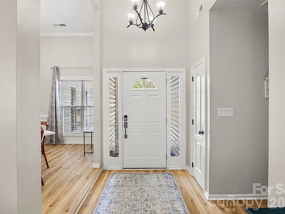 5th image of 2826 Barnard Castle Ln