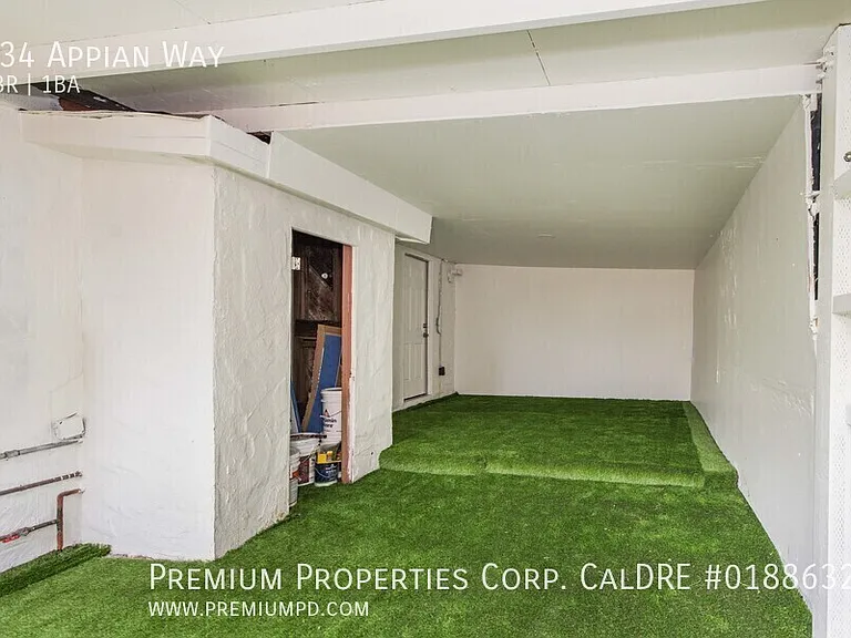 934 Appian Way — Photo 24