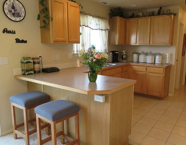 17553 N Chouteau Ave — Photo 7