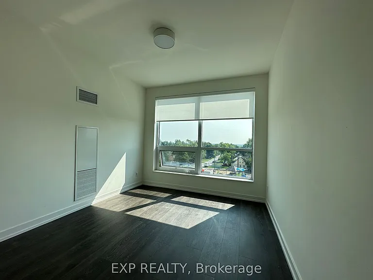 1 Grandview Blvd #505 — Photo 4