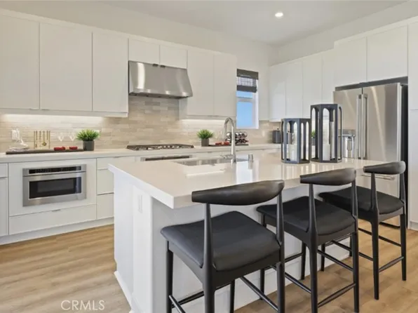 140 Tiffin, Irvine, CA 92618