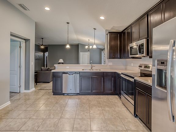 3rd image of 94189 Woodbrier Cir