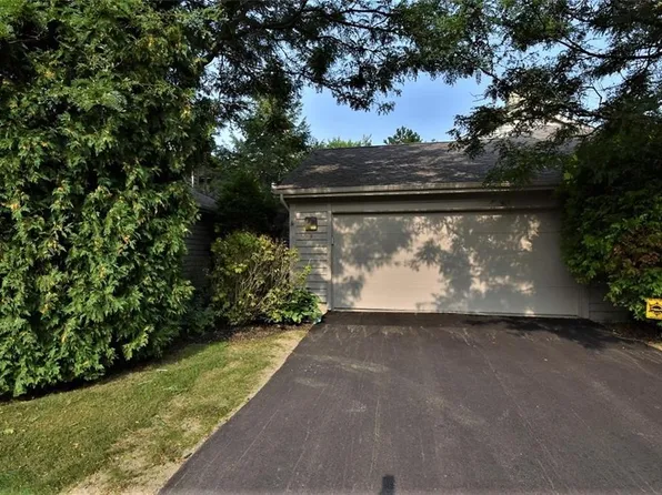 6 Saratoga Ct, Beachwood, OH 44122