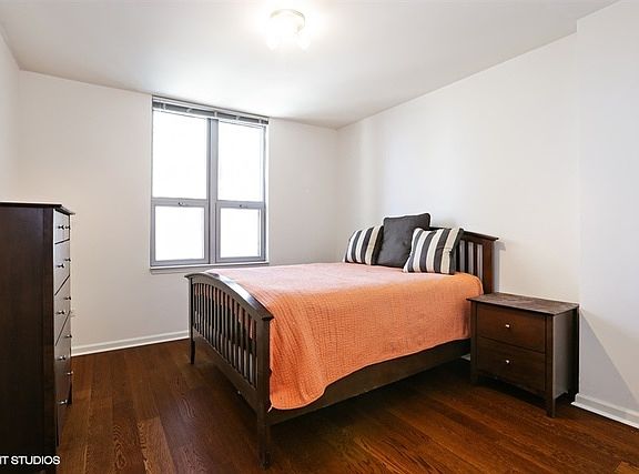 5th image of 125 S Jefferson St Unit 1903