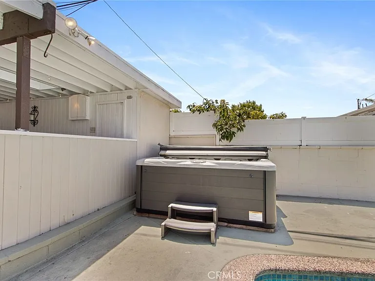 1205 Manzanita Ln — Photo 10