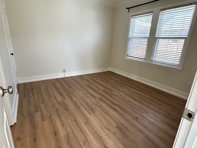 524 Cedar Crest Ct — Photo 10