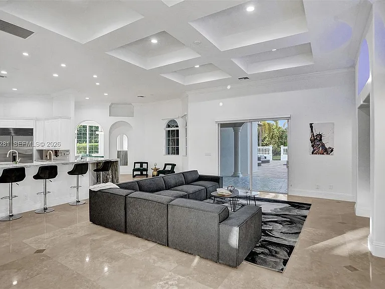 13751 Pine Meadow Ct — Photo 33