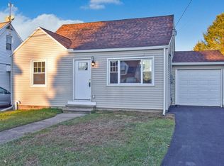 206 Washington Ave, West Wyoming, PA 18644