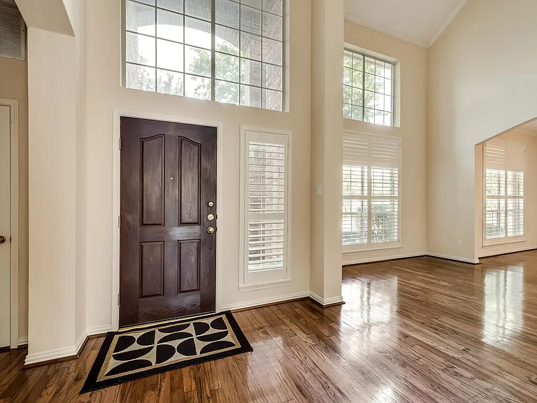 3902 Harlington Ln — Photo 5