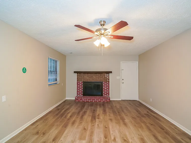 3420 Wedgewood Dr — Photo 6